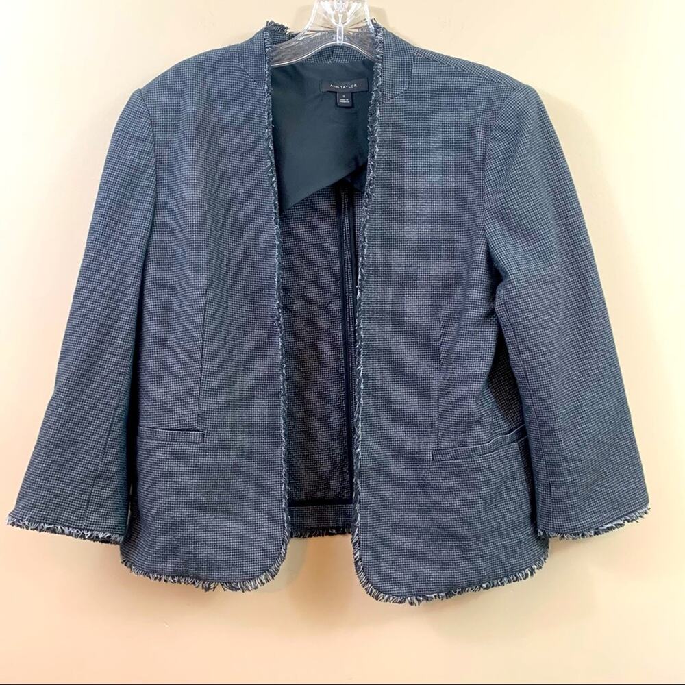 Ann Taylor Pin Check Plaid Open Blazer Fringe Trimmed In Charcoal Gray/Gray
